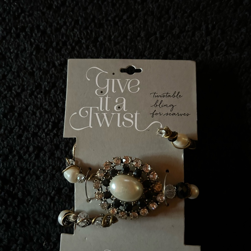 Twistable Bling Scarf Accessory